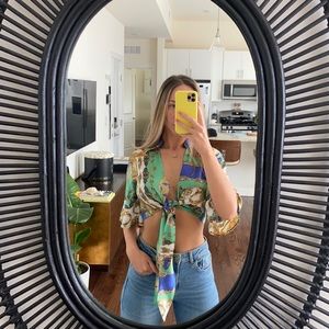 Pretty little thing crop top